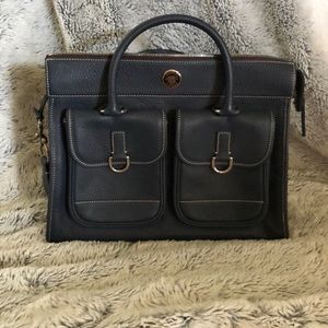 Dooney & Bourke double pocket leather tote bag 👜